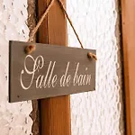 Maison De L'ecureuil Apartment
