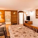 Maison De L'ecureuil Apartment